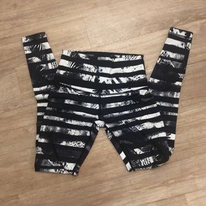 Unique Striped High-waisted Lululemon Leggings